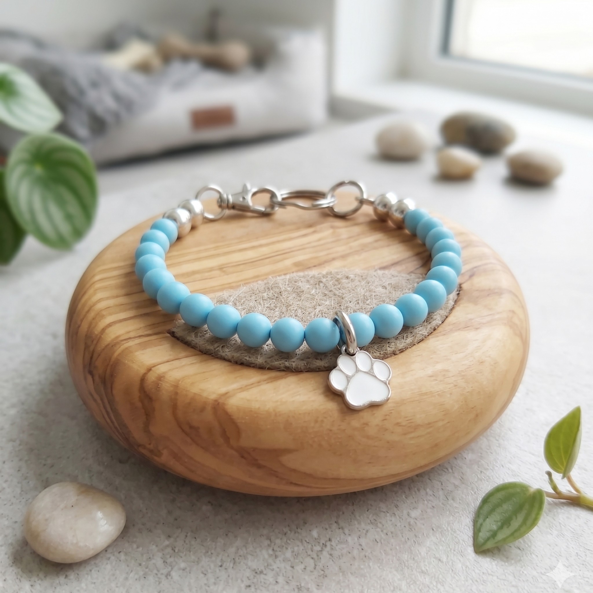 Collana Decorativa per Cani in Pasta di Conchiglia e Dettagli in Zama